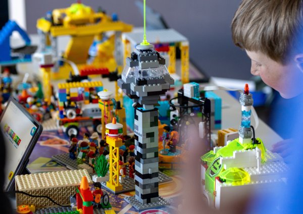 FIRST LEGO League Explore Ausstellung Dresden